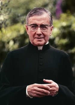 San Josemaría Escrivá de Balaguer, presbítero y fundador